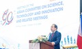Nữ phó giáo sư Việt nghiên cứu AI trong y tế thắng giải Nhà khoa học ASEAN