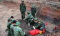 Xúc động tìm thấy thêm 20 hài cốt liệt sĩ tại Công viên Lê Thị Riêng