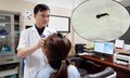 Bắt đỉa sống trong thanh quản người phụ nữ có thói quen uống nước ở suối