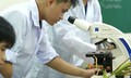 Mất cánh tay phải vì ung thư, nam sinh vẫn chạm tới giấc mơ giảng đường