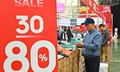 Người dân hào hứng săn ưu đãi đến 80% tại Hội chợ Mùa Xuân 2026