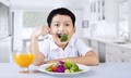 Xu hướng ưu tiên chất xơ giúp trẻ tăng cường miễn dịch và trí tuệ