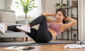 Phụ nữ nên tập buổi sáng hay buổi tối để giảm mỡ bụng hiệu quả?