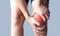 Đau gối, cứng khớp,...dấu hiệu cảnh báo thoái hóa khớp gối không nên bỏ qua