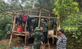 Truy quét điểm nóng khai thác vàng ở Huế, nhiều đối tượng bỏ chạy vào rừng