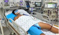 Đá bóng dưới trời nắng, bé trai sốc nhiệt biến chứng huỷ cơ, suy đa cơ quan