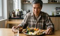 Người bị mỡ máu cao có cần kiêng trứng gà? Cách ăn trứng không làm tăng cholesterol