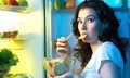 Vừa ăn xong đã thấy đói, khắc phục thế nào?