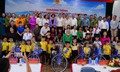 'Thắp sáng những ước mơ' cho hàng trăm trẻ em khó khăn