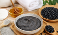 Cách dùng đậu đen dưỡng nhan