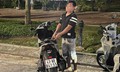 Rình khách tắm biển, trộm chìa khóa mở cốp xe lấy tiền