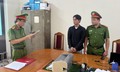 Khởi tố nhân viên giao hàng chiếm đoạt tiền COD