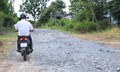 Đường Đá Voi - Nông Phố ở Khánh Hòa xuống cấp, người dân mong được sửa chữa