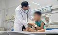 Trẻ nhiễm Adenovirus khi nào cần nhập viện ngay?
