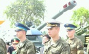 Qu&#226;n nh&#226;n Nga, L&#224;o, Campuchia chi&#234;m ngưỡng kh&#237; t&#224;i của QĐND Việt Nam tại Triển l&#227;m th&#224;nh tựu đất nước