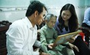 Xúc động mẹ Việt Nam anh hùng 105 tuổi ngày đêm ngóng hài cốt con sau khi lấy mẫu ADN
