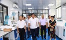 Thứ trưởng Bộ Y tế Đỗ Xuân Tuyên làm việc tại Trung tâm Kiểm soát bệnh tật Hưng Yên