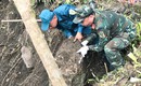 Dân quân nơi biên cương góp sức tìm hài cốt liệt sĩ giữa núi rừng Vị Xuyên