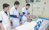 Đau đầu kéo dài, người phụ nữ dần yếu tay chân, bác sĩ phát hiện mắc bệnh hiếm