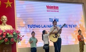 Nhiều trẻ tự kỷ mất cơ hội v&#224;ng điều trị v&#236; cha mẹ tin v&#224;o ‘b&#225;c sĩ Google’
