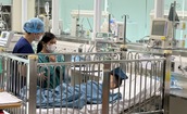 Bệnh nhi 4 tuổi trong phản &#225;nh li&#234;n quan đến BVĐK Nam Định đ&#227; ổn, xuất viện về nh&#224;