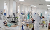 C&#244;ng việc ng&#224;nh Y đặc th&#249; vất vả, nguy hiểm nhưng đ&#227;i ngộ chưa tương xứng