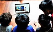 Bộ Y tế y&#234;u cầu tăng cường bảo vệ trẻ em tr&#234;n m&#244;i trường mạng