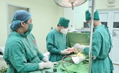 Cứu sống b&#233; trai 4 tuổi gặp tai nạn vỡ gan, vỡ l&#225;ch nguy kịch