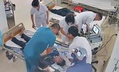 Clip k&#237;ch hoạt b&#225;o động đỏ cứu sống bệnh nh&#226;n ngừng tim trong l&#250;c đang kh&#225;m bệnh
