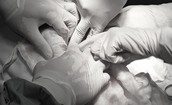 D&#249;ng thuốc nam chữa u nang buồng trứng, người phụ nữ mang khối u nặng 9kg suốt 3 năm