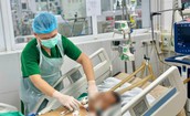 Một người về từ Congo mắc sốt rét, nguy kịch sau 15 ngày uống thuốc nam