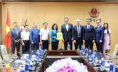 Bộ trưởng Đào Hồng Lan tiếp, làm việc với Tổng Giám đốc Điều hành Tập đoàn DKSH