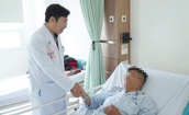 Người đàn ông bị biến dạng dương vật nghiêm trọng do  tự ý bơm silicon tăng kích thước