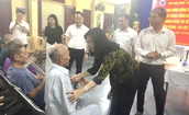 Bộ trưởng Đào Hồng Lan: Sẽ bảo đảm chế độ tốt hơn cho cán bộ y tế điều trị bệnh phong