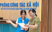 Cảnh báo tình trạng 'cò mồi' trước cổng Bệnh viện Mắt Trung ương