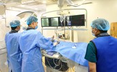 Không để y tế tư nhân phát triển riêng lẻ