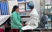 Ho sặc 30 phút sau bữa ăn, phát hiện xương cá hình chữ T mắc trong khí quản