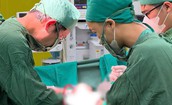 Ngã từ độ cao 3 mét, thiếu niên 16 tuổi vỡ lách độ V nghiêm trọng
