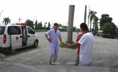Vụ vận chuyển người bệnh nặng từ bệnh viện về nhà được xác minh thế nào?