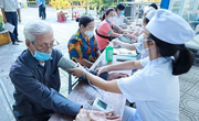 Trung b&#236;nh người cao tuổi ở Việt Nam mắc nhiều bệnh kết hợp, chi ph&#237; điều trị cao gấp 8-10 lần người trẻ