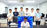 Kỳ t&#237;ch của cậu học tr&#242; Quảng Trị tại kỳ thi Olympic Tin học ch&#226;u &#193;