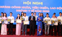 Biểu dương 178 c&#244;ng chức, vi&#234;n chức, lao động giỏi ng&#224;nh y tế năm 2022
