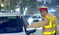Huế xử l&#253; h&#224;ng loạt trường hợp vi phạm nồng độ cồn trong ng&#224;y đầu ra qu&#226;n đợt cao điểm