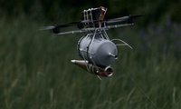 UAV &#39;miễn nhiễu&#39; của Nga b&#243;p nghẹt tiếp tế Ukraine
