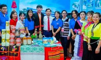 Người thầy &#39;mở lối&#39; tương lai cho học sinh v&#249;ng cao T&#226;y Bắc