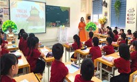 Gi&#225;o vi&#234;n ‘thở ph&#224;o’ v&#236; giảm g&#225;nh nặng ki&#234;m nhiệm, tập trung giảng dạy