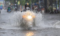 H&#224; Nội v&#224; nhiều tỉnh ph&#237;a Bắc mưa lớn trong đ&#234;m nay