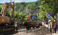 Thủ đ&#244; Trung Quốc b&#225;o động đỏ mưa lũ, tạm dừng nhiều hoạt động