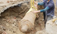 Phát hiện khẩu súng thần công dài gần 3 mét tại Thành Điện Hải