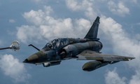 Tiêm kích Mirage 2000D Pháp rơi trong đêm, 1 người thiệt mạng